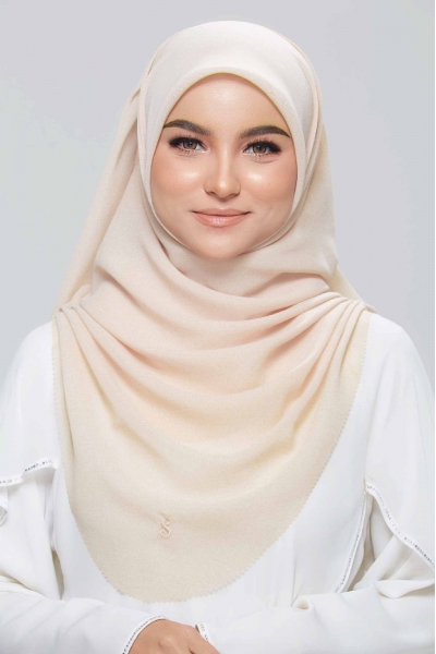 Defect Suri Classic  l Cream Powder